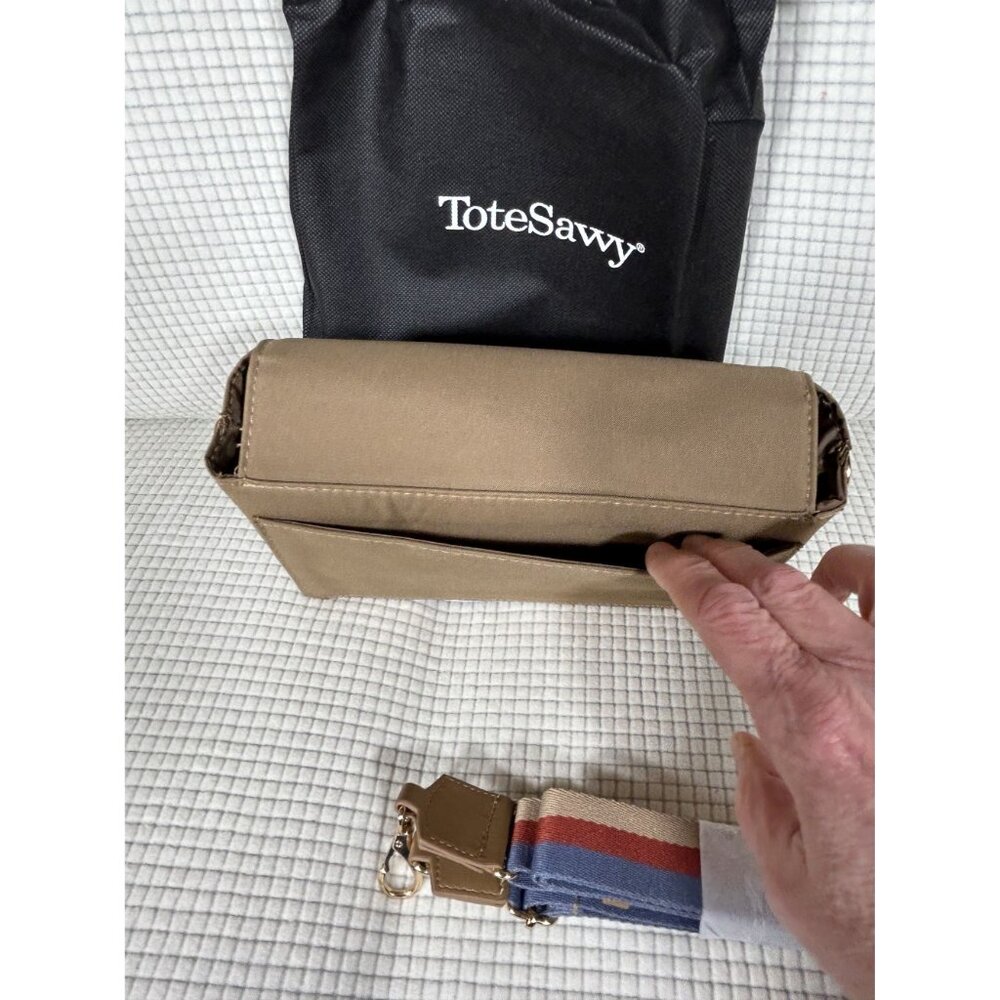 Totesawy Tan Mini Diaper Bag with Changing pad, Shoulder Strap, NIB - Picture 5 of 8
